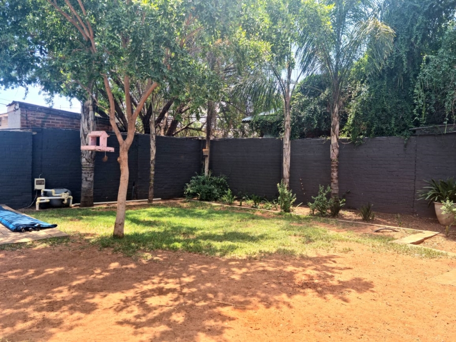 3 Bedroom Property for Sale in Belgravia Northern Cape